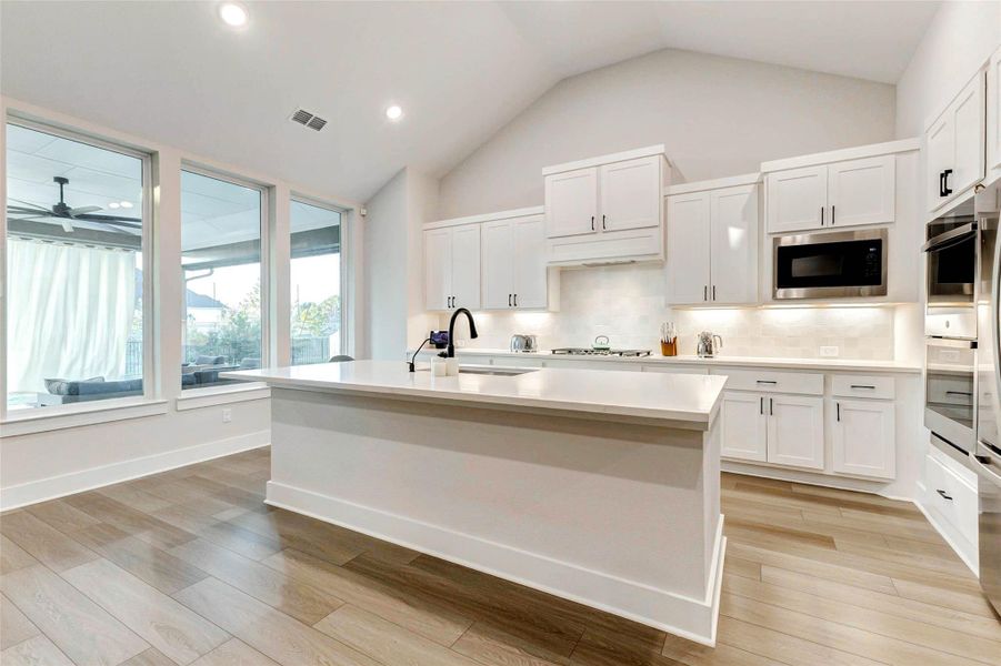 Furnished interior view inside a new home in , Fulshear (Image 35). Furnished interior view inside a new home in , Fulshear (Image 35).