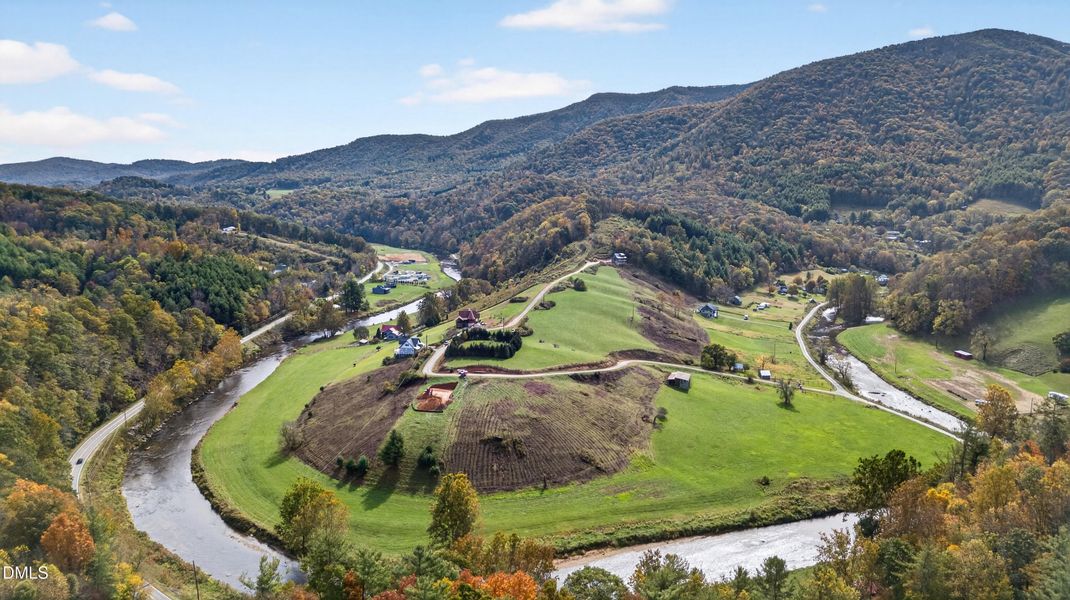 10-12-DJI_20251011120627_0268_D 10-12-DJI_20251011120627_0268_D