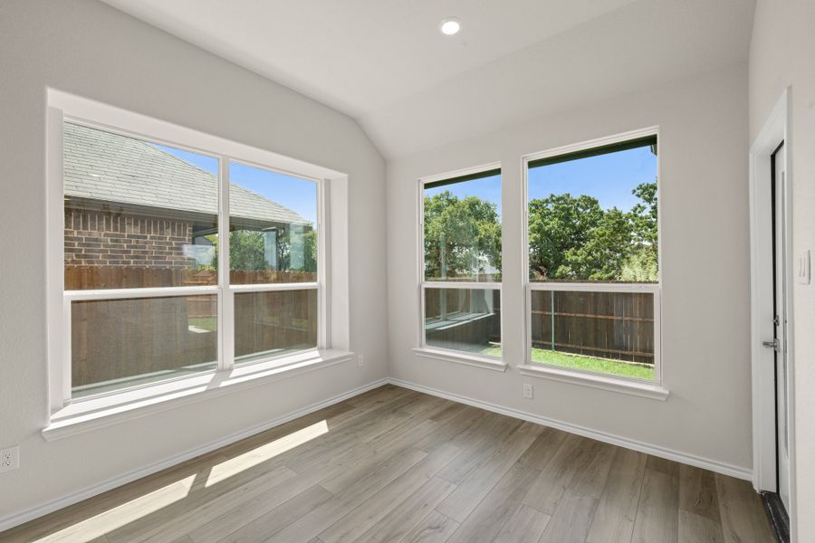 Spacious, unfurnished interior of a new home in Pirate Village, Granbury (Image 14).
