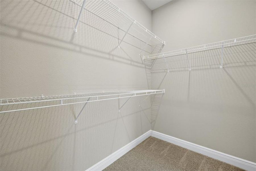 Spacious, unfurnished interior of a new home in Wellen Park, Venice (Image 25).