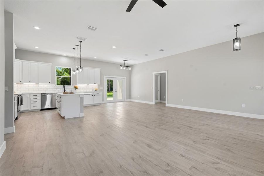 Spacious, unfurnished interior of a new home in , High Springs (Image 17). Spacious, unfurnished interior of a new home in , High Springs (Image 17).