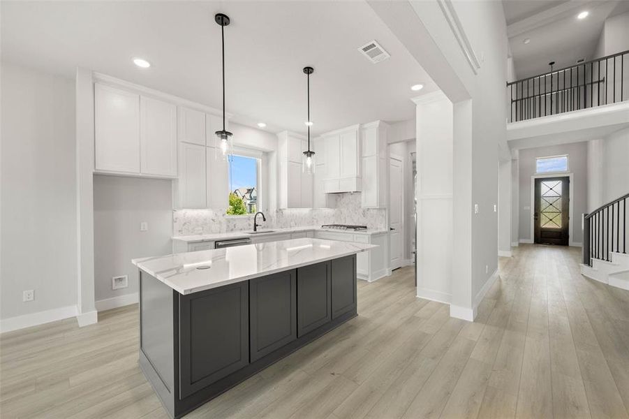 2100 Pelican- Kitchen-1