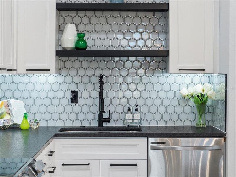 Beautiful backsplash Beautiful backsplash