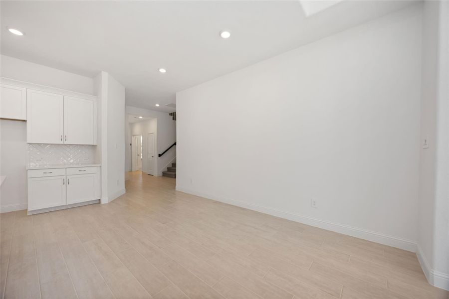Spacious, unfurnished interior of a new home in Sienna, Missouri City (Image 17). Spacious, unfurnished interior of a new home in Sienna, Missouri City (Image 17).