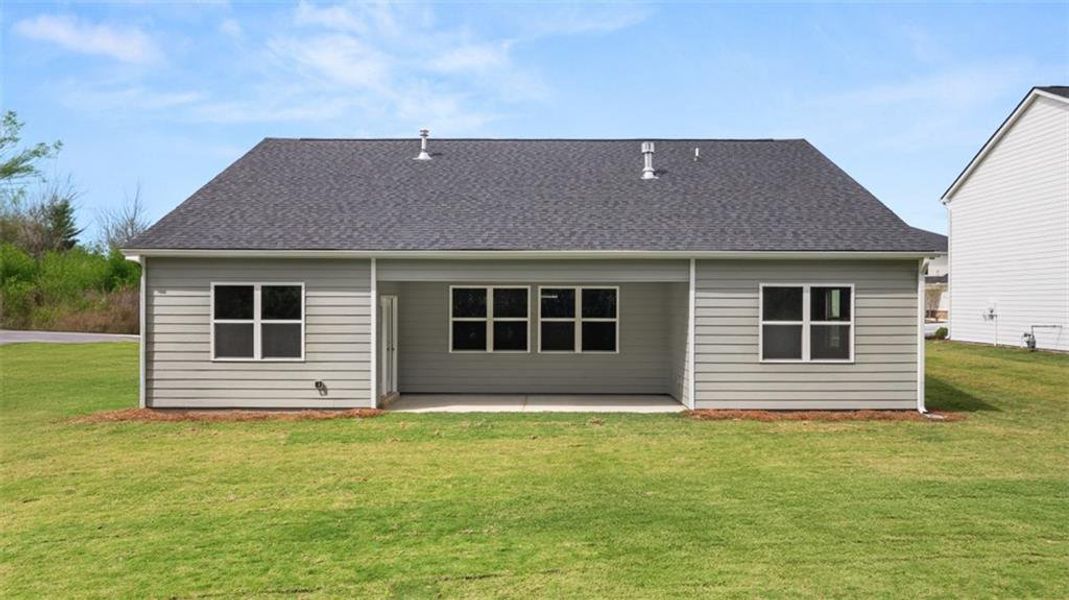 Exterior details and patio area of a home in Kingston Ranch at Lake Oconee, Buckhead (Image 2).
