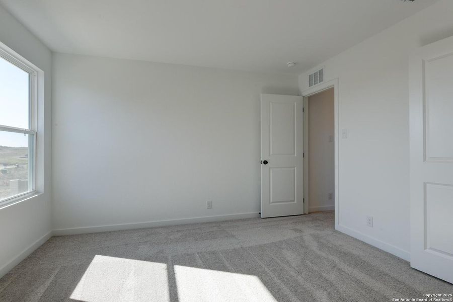 Spacious, unfurnished interior of a new home in The Preserve at the Wilder, Adkins (Image 29). Spacious, unfurnished interior of a new home in The Preserve at the Wilder, Adkins (Image 29).