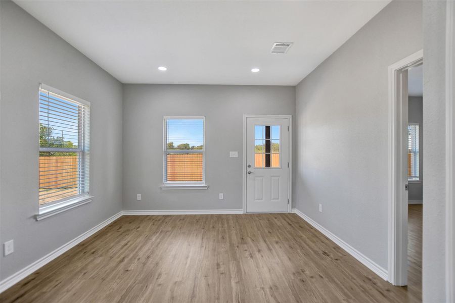Spacious, unfurnished interior of a new home in , Madisonville (Image 15).