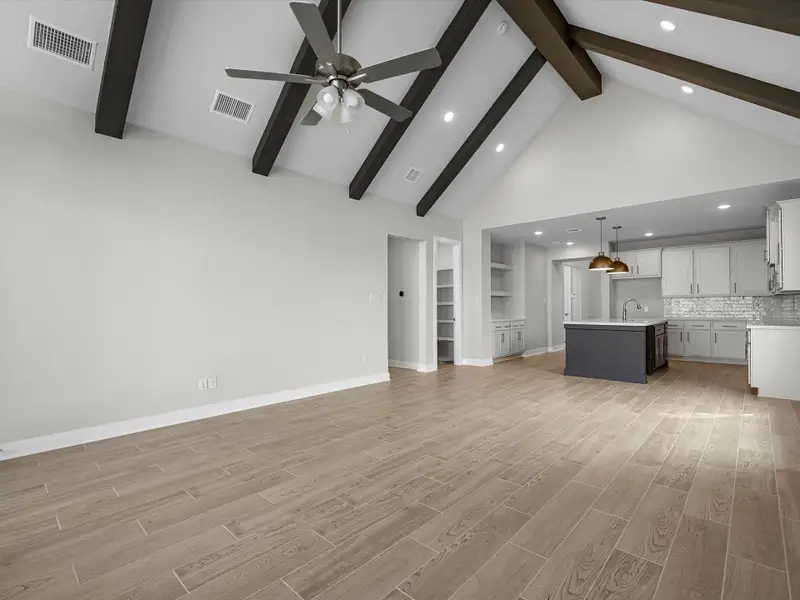 Representative image. Features, specifications, selections and colors may vary.