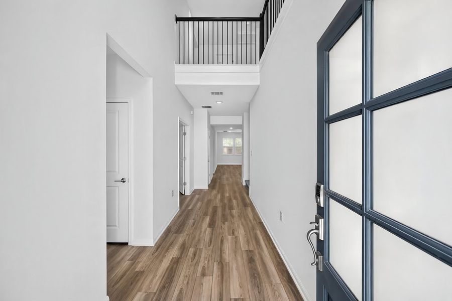 Spacious, unfurnished interior of a new home in Lisso, Pflugerville (Image 28).
