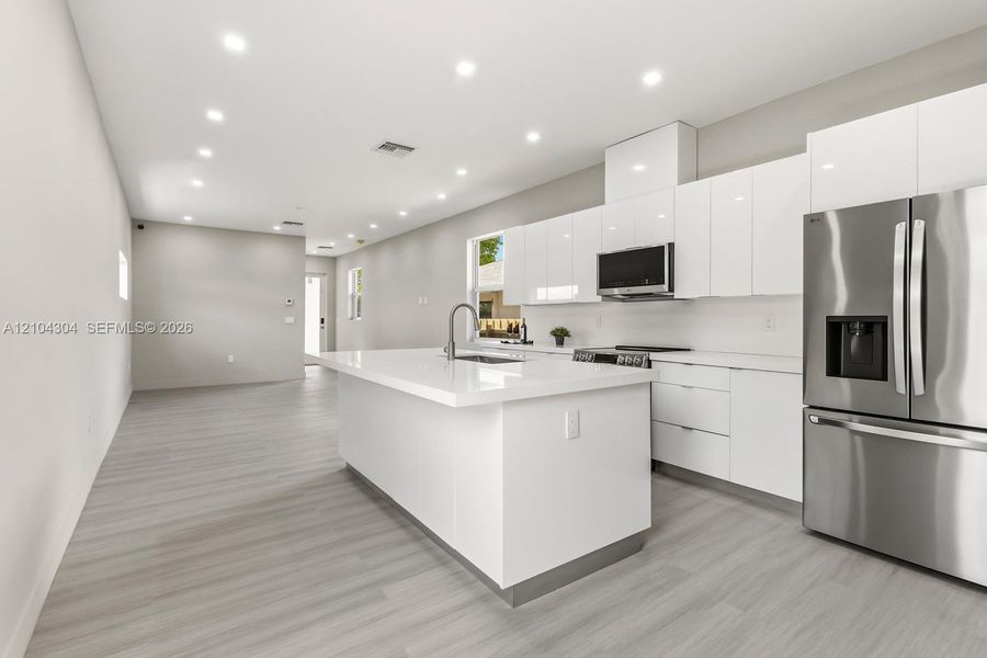 Furnished interior view inside a new home in , Fort Lauderdale (Image 14).