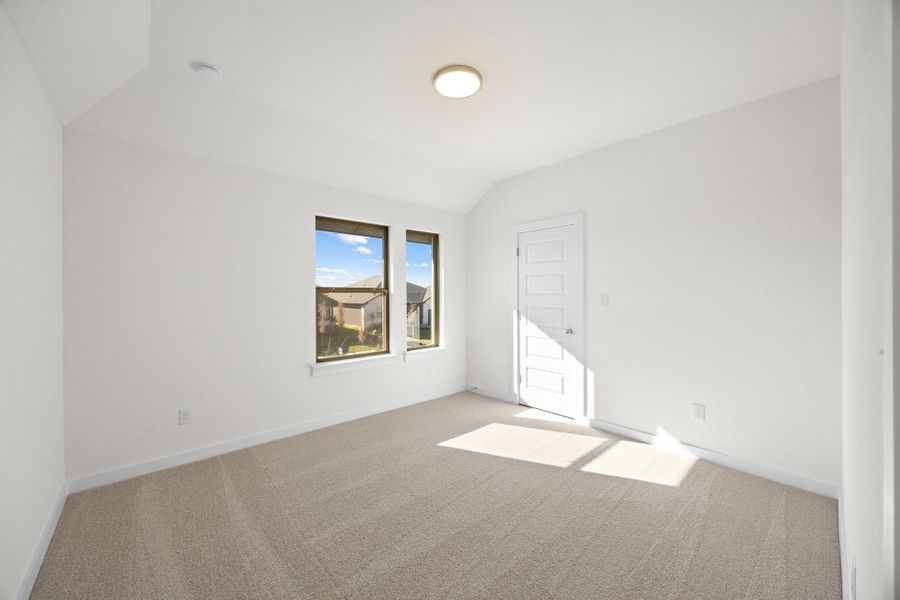 Spacious, unfurnished interior of a new home in Prairie Winds, Hutto (Image 30).