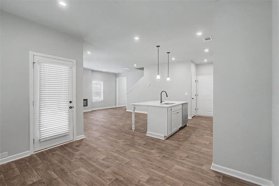Image 47 of a home in Sawmill Creek.