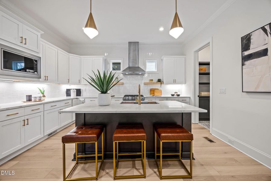 21-web-or-mls-IMG_0693 21-web-or-mls-IMG_0693