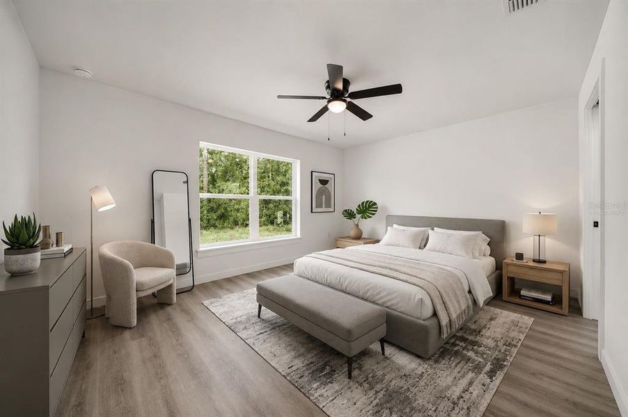 Furnished interior view inside a new home in , Dunnellon (Image 13).