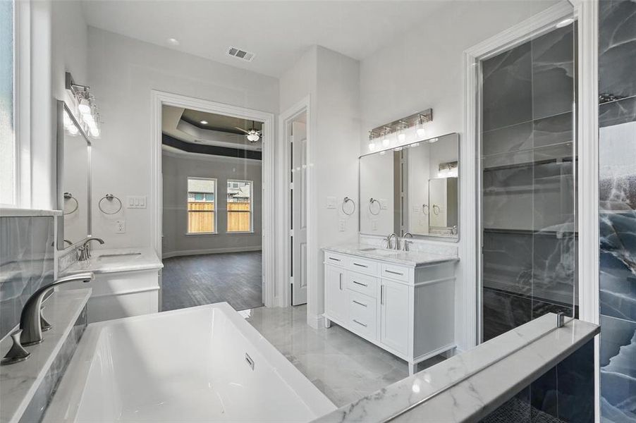 Furnished interior view inside a new home in , Wylie (Image 13).