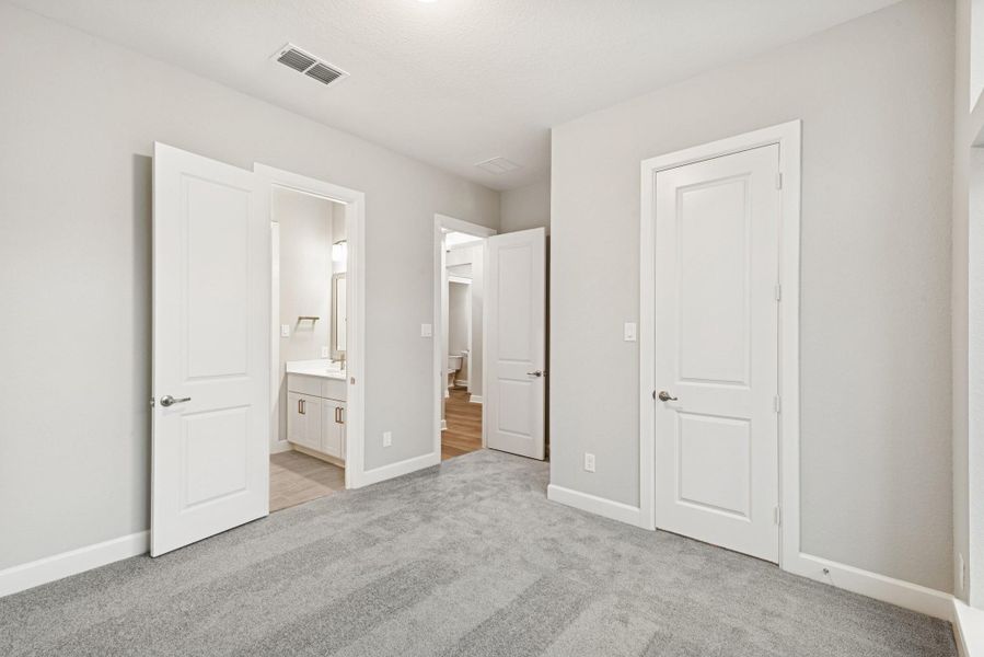 Spacious, unfurnished interior of a new home in ARTAVIA 65' Homesites, Conroe (Image 23).