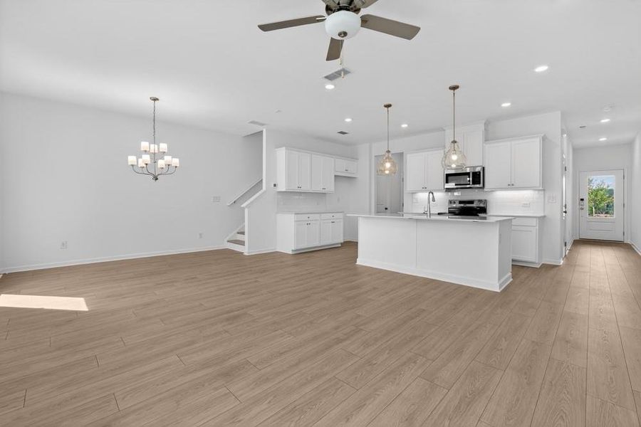 Spacious, unfurnished interior of a new home in Weatherfield, Buford (Image 20).