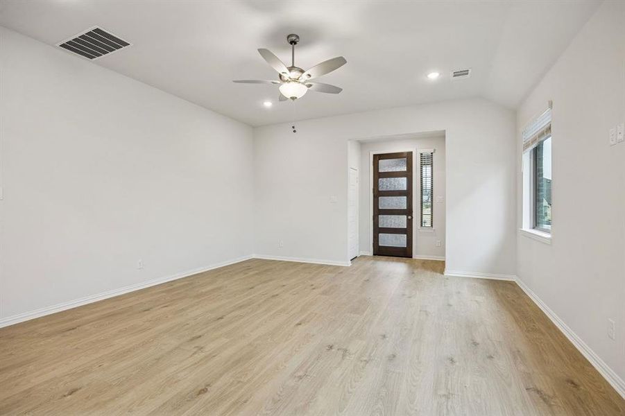 2205 Hazel Lily 2205 Hazel Lily