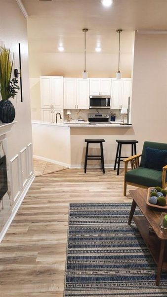 Furnished interior view inside a new home in , Fort Worth (Image 7).