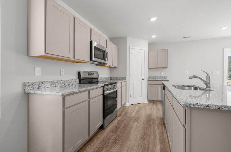 4br New Home in Sunset Beach, NC.  - Slide 11