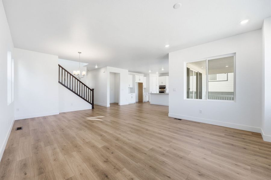 Spacious, unfurnished interior of a new home in Trailstone, Arvada (Image 12).