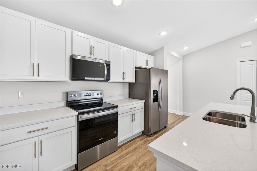 Furnished interior view inside a new home in Cape Coral, Cape Coral (Image 12).