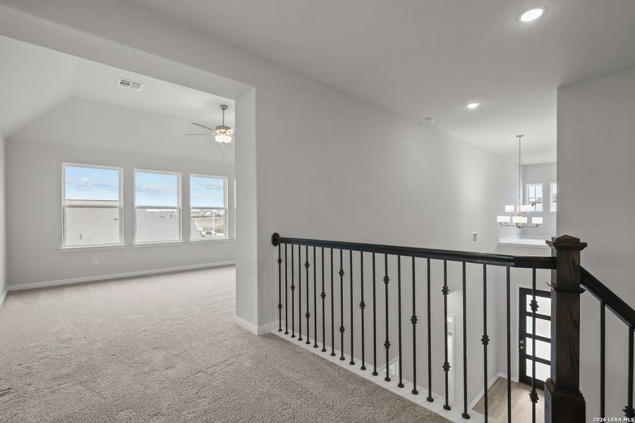 Spacious, unfurnished interior of a new home in Homestead, Schertz (Image 28).