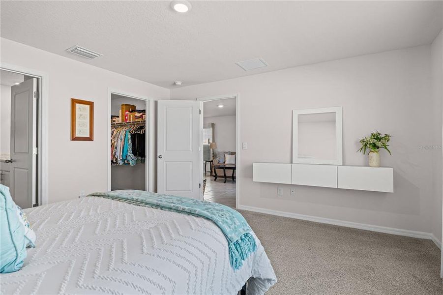 Furnished interior view inside a new home in Silverstone North, Palmetto (Image 28).