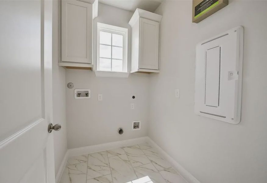 Plan 3034 laundry room - 13 of 17