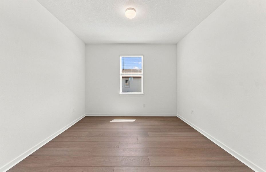 Spacious, unfurnished interior of a new home in Seaire, Parrish (Image 12).