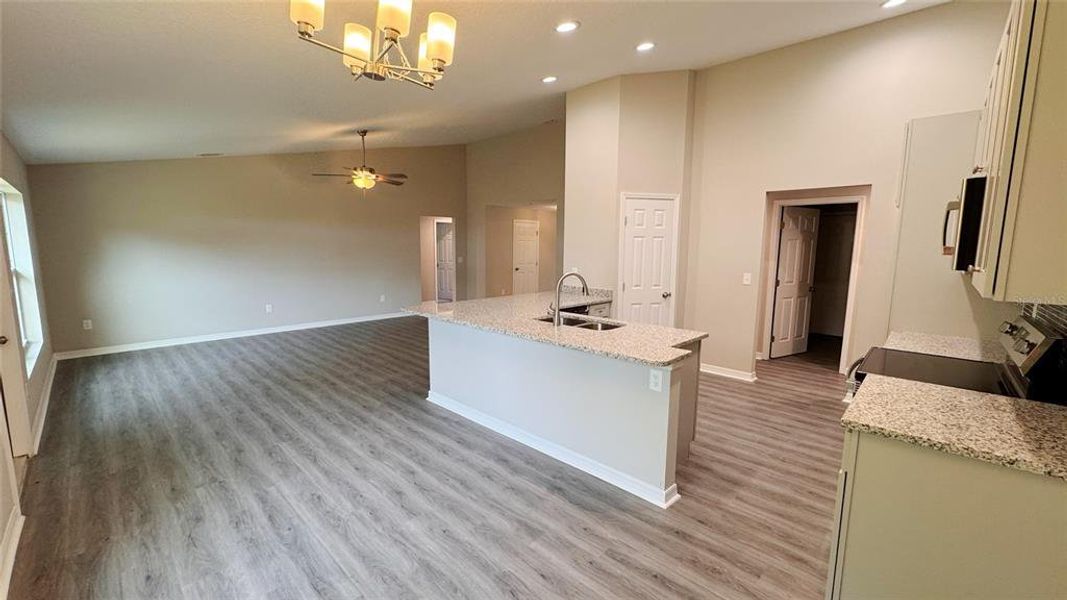 Furnished interior view inside a new home in , Orlando (Image 8).