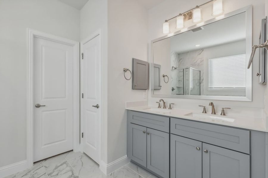 Furnished interior view inside a new home in Summer Crest, Fort Worth (Image 8).