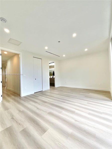 Master Bedroom Master Bedroom