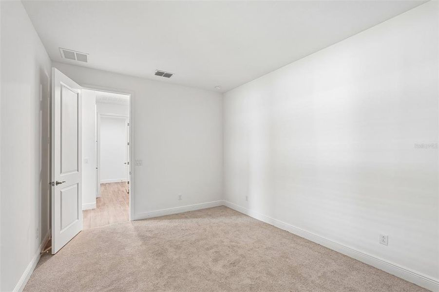 Spacious, unfurnished interior of a new home in Sweetwater at Lakewood Ranch, Lakewood Ranch (Image 12).