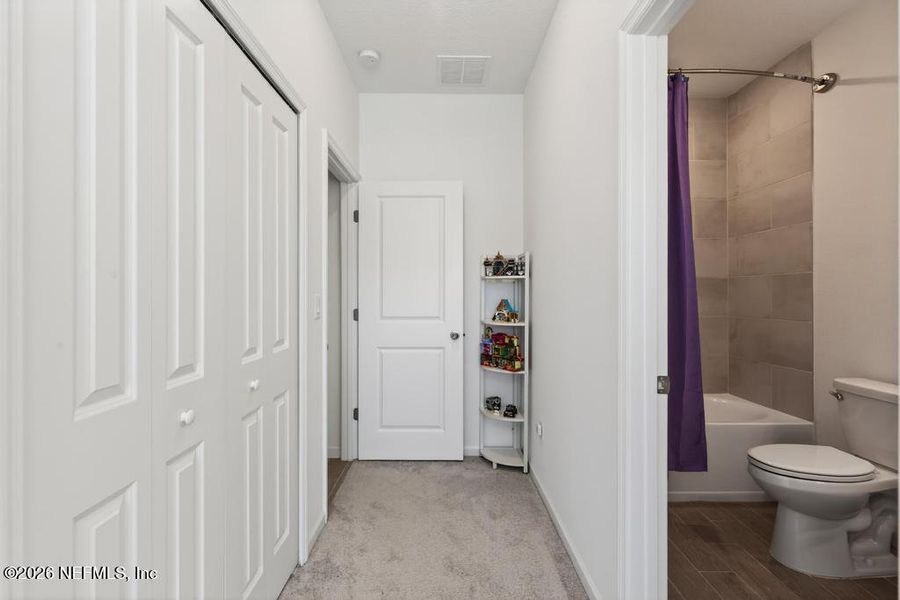 Furnished interior view inside a new home in Seaton Creek, Jacksonville (Image 32).