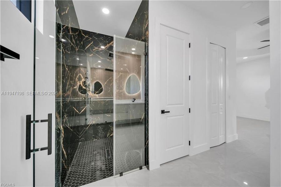 Furnished interior view inside a new home in , Lehigh Acres (Image 8).