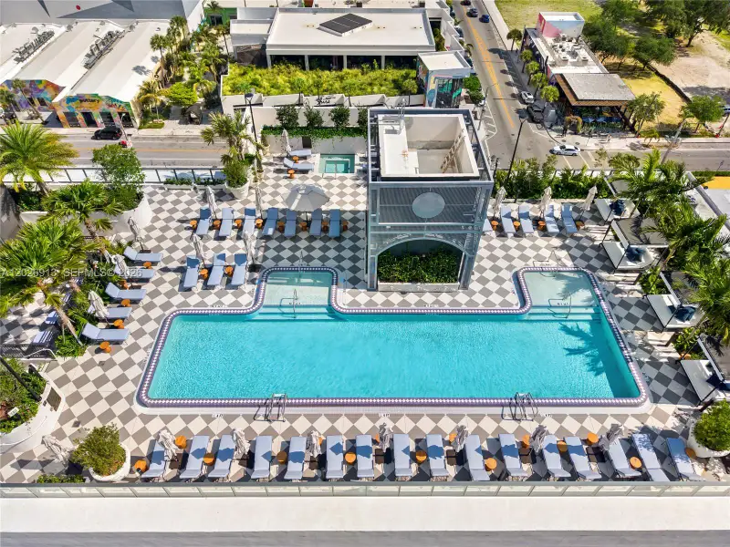 Community amenities in , Miami (Image 51).