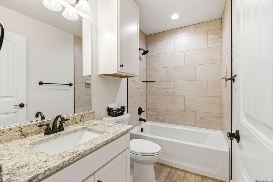 Furnished interior view inside a new home in , Fischer (Image 18).