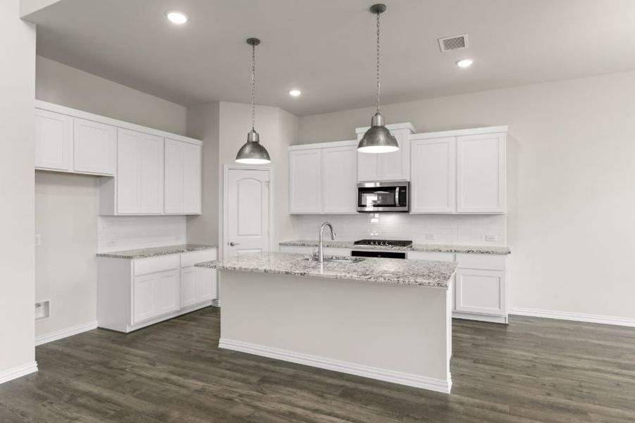Furnished interior view inside a new home in Creekside, Royse City (Image 16).