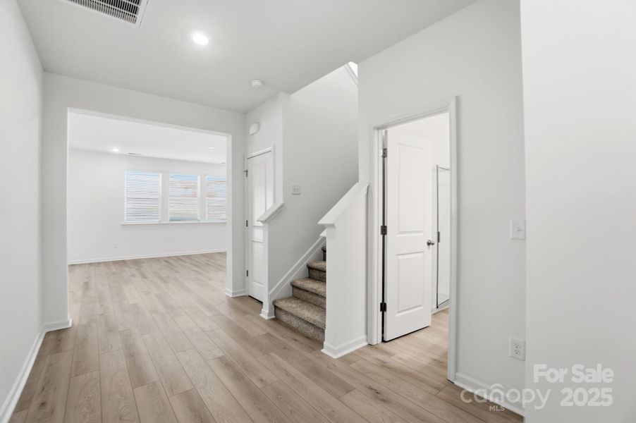Spacious, unfurnished interior of a new home in Wilson Creek, Indian Land (Image 40). Spacious, unfurnished interior of a new home in Wilson Creek, Indian Land (Image 40).