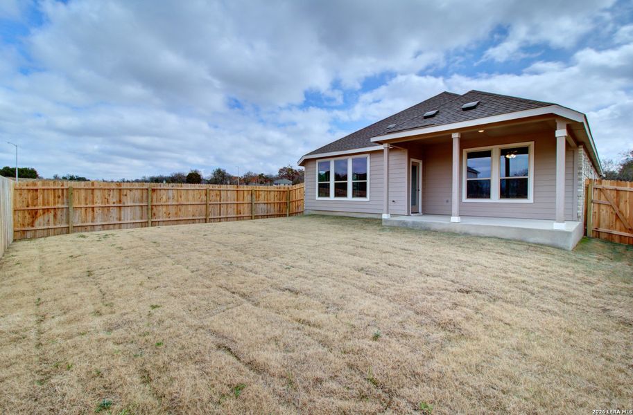 Exterior details and patio area of a home in Clear Creek, New Braunfels (Image 17).