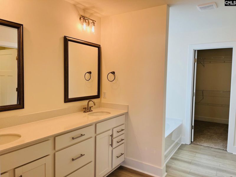 Furnished interior view inside a new home in Blythewood Farms, Blythewood (Image 8). Furnished interior view inside a new home in Blythewood Farms, Blythewood (Image 8).