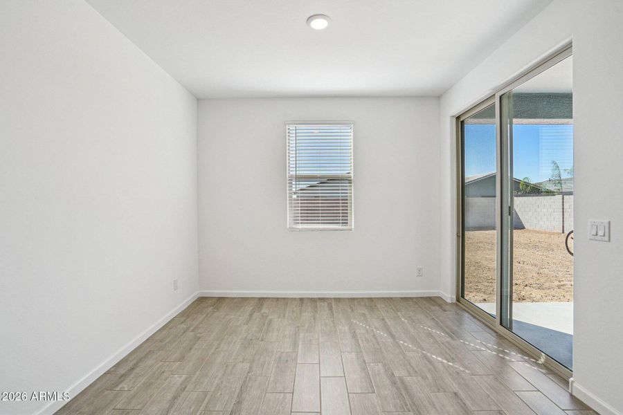 14-web-or-mls-W Camden Ave-S0703-014