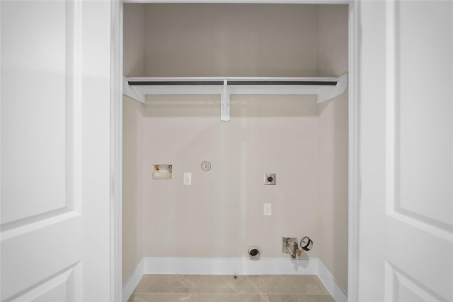 Spacious, unfurnished interior of a new home in , Houston (Image 11). Spacious, unfurnished interior of a new home in , Houston (Image 11).