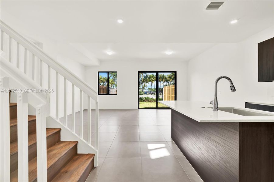 Spacious, unfurnished interior of a new home in , Homestead (Image 16).