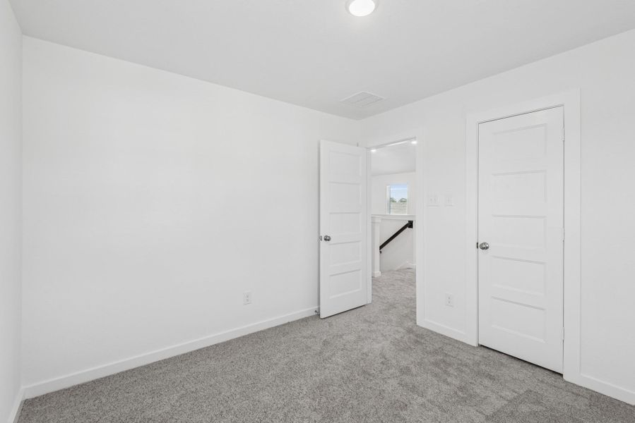 Spacious, unfurnished interior of a new home in Indian Springs, Crosby (Image 16).