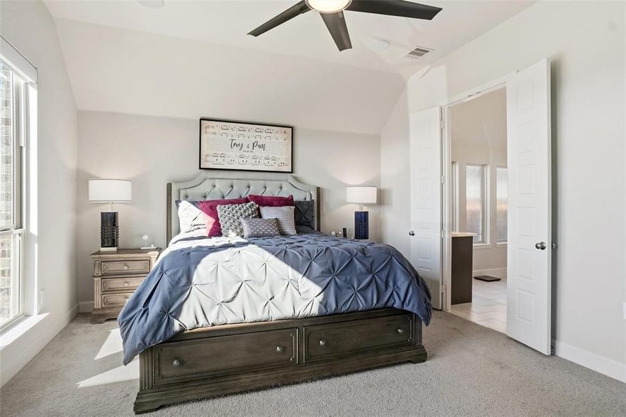 Furnished interior view inside a new home in Reunion 50', Rhome (Image 15). Furnished interior view inside a new home in Reunion 50', Rhome (Image 15).