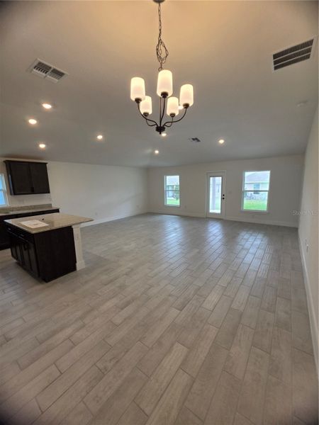 Spacious, unfurnished interior of a new home in Pine Bluff, Spring Hill (Image 8). Spacious, unfurnished interior of a new home in Pine Bluff, Spring Hill (Image 8).