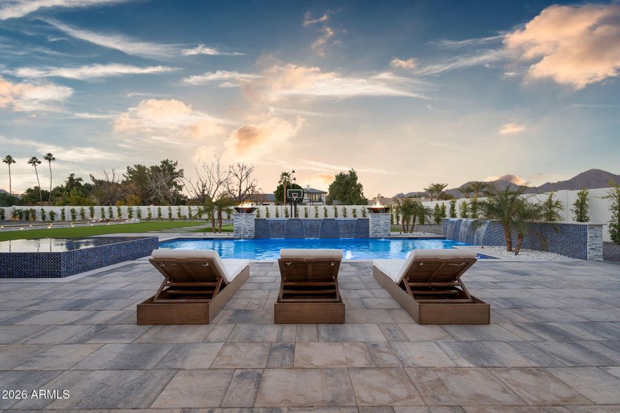 103-web-or-mls-54- E Charter Oak Rd (1)