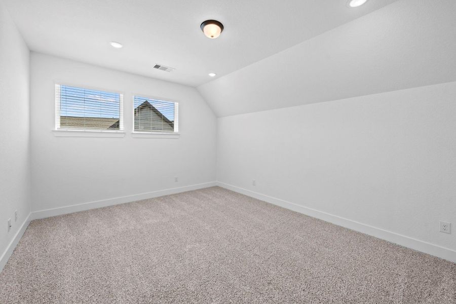 Spacious, unfurnished interior of a new home in Elyson 60's, Katy (Image 18).